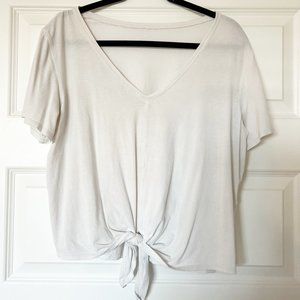 Lululemon Tie Front T-Shirt - Size 12